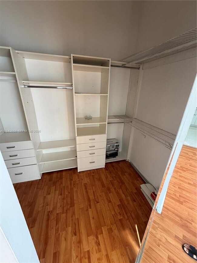 Building Photo - 14640 SW 132nd Ct