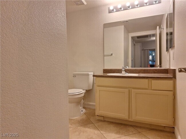 Building Photo - 9620 W Russell Rd