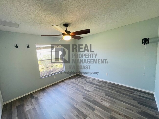 Building Photo - 6124 Principia Dr