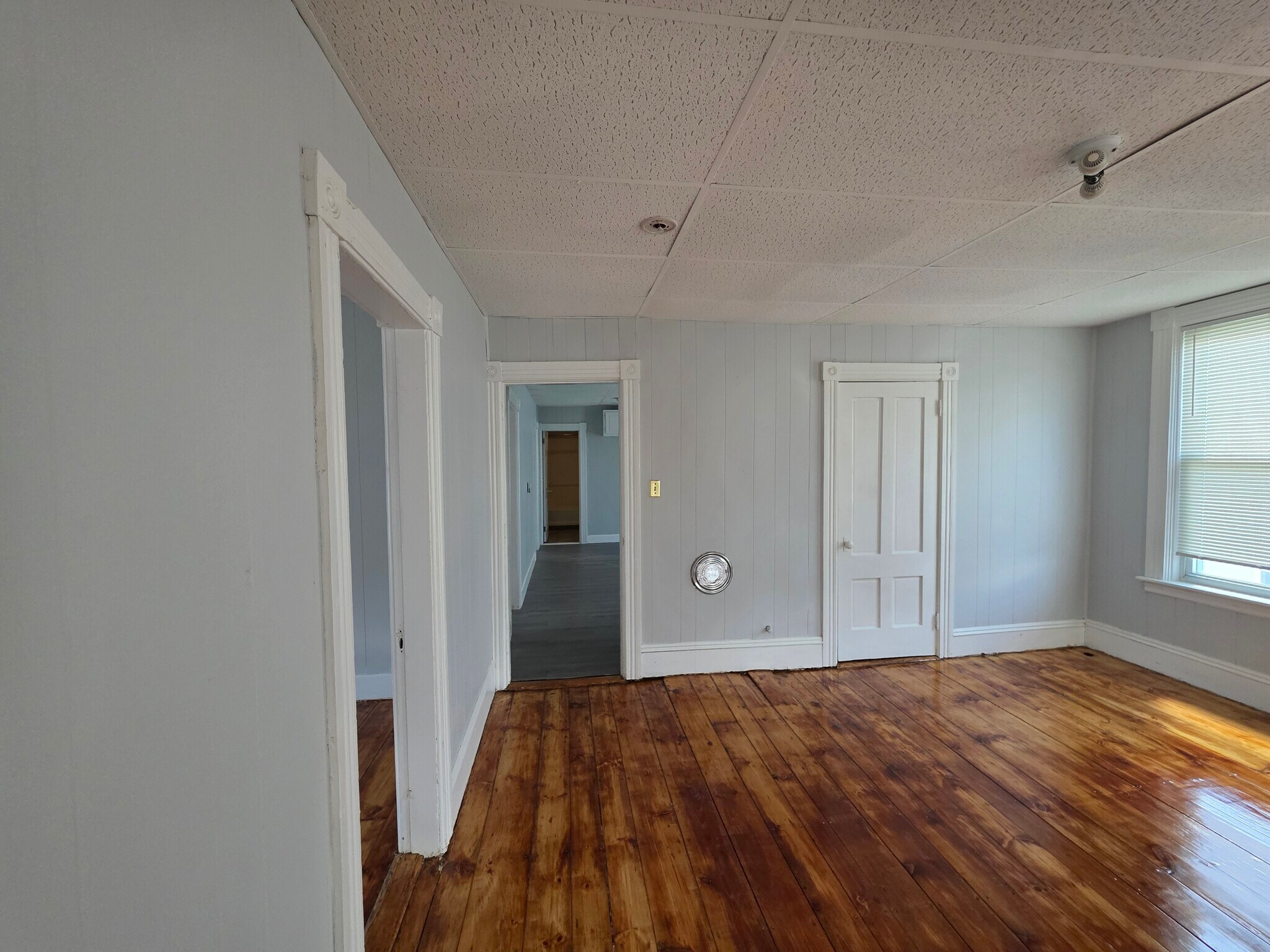 Building Photo - 274 Plantation St