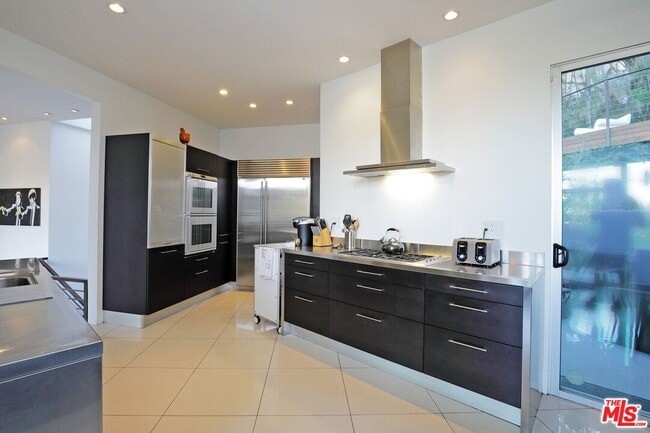 Building Photo - 6767 Whitley Terrace