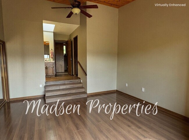 Building Photo - 6367 Woodman Dr