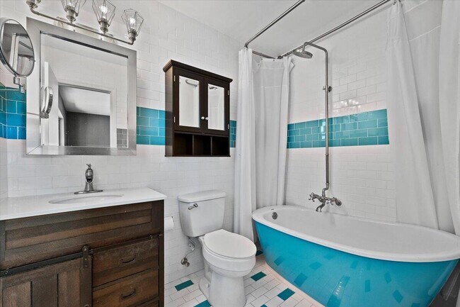 Building Photo - 3601 S Ocean Blvd