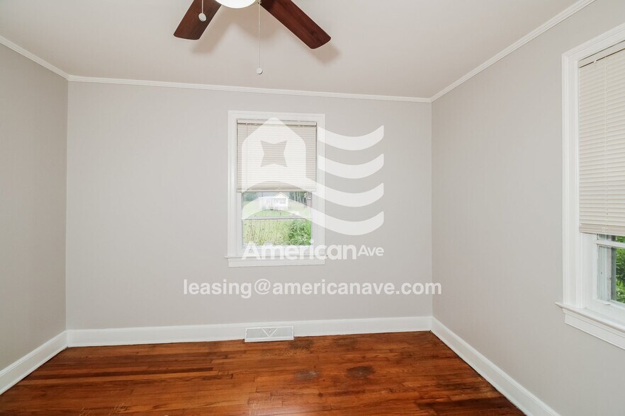 Building Photo - 5217 Spalding Ave