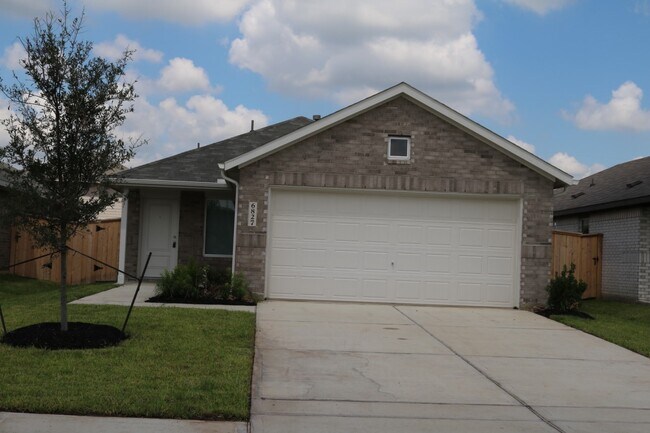 Primary Photo - 6827 Lantana Leaf Ln