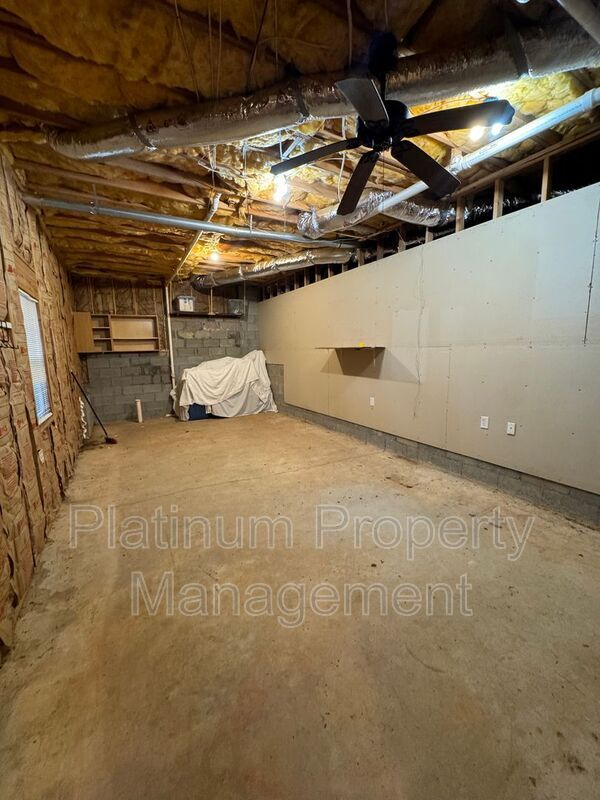 Building Photo - 161 Long Branch Crossing