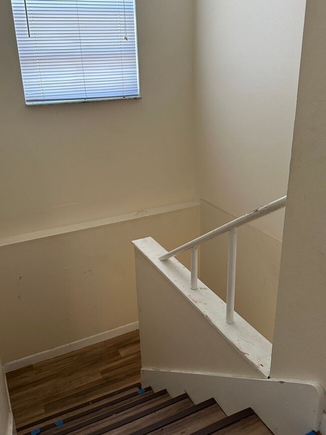 Building Photo - Duplex