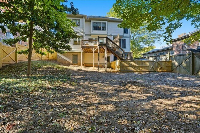 Building Photo - 1295 Cumberland Rd NE