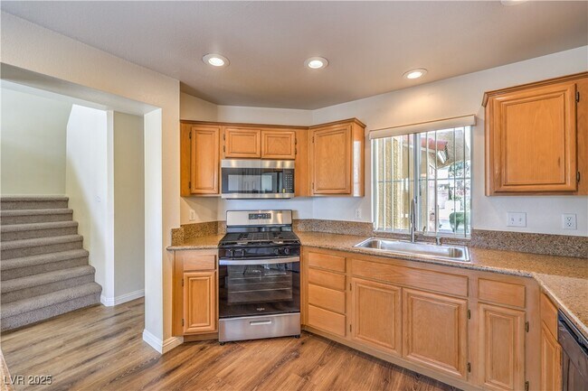 Building Photo - 1452 Rothwell Ct