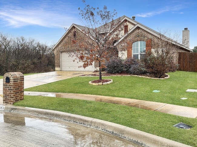 Building Photo - 2053 Leonard Ranch Rd