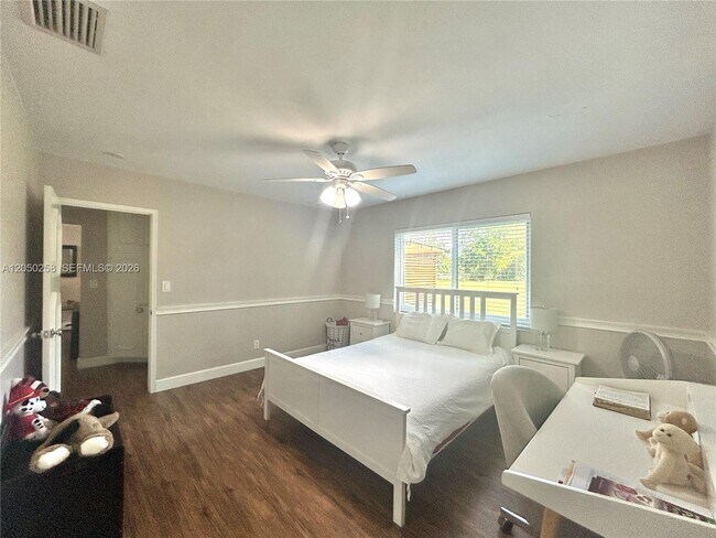 Building Photo - 416 Bayberry Dr