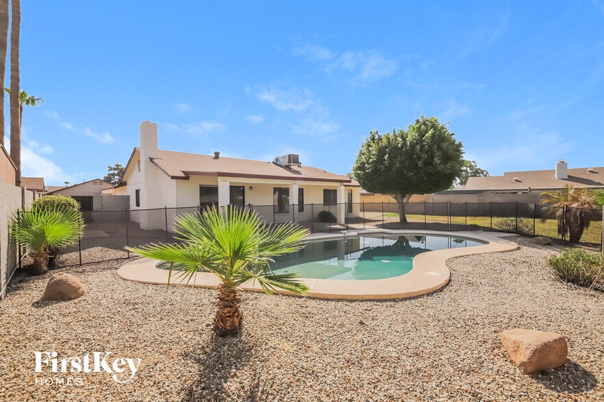 Building Photo - 16814 N 34th Ave