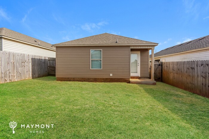 Building Photo - 16417 Waterbury Ln