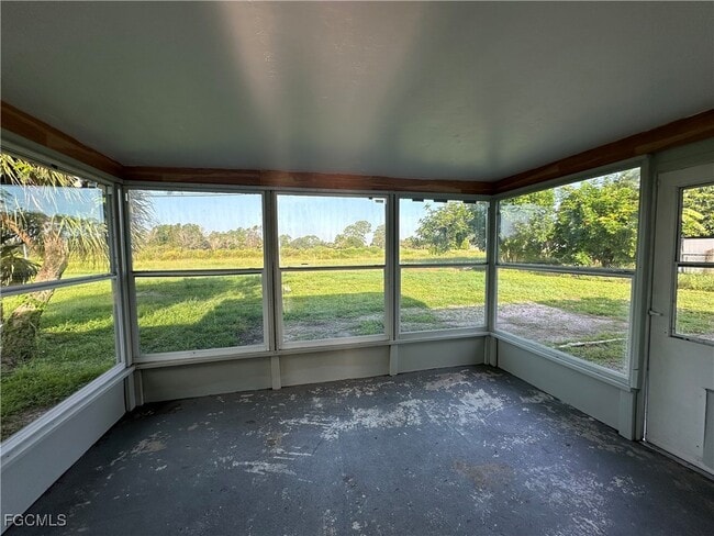 Building Photo - 315 Rushmore Ave N