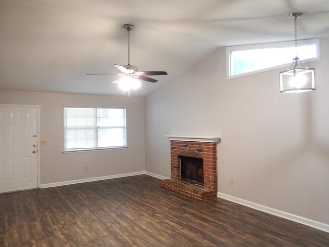 Building Photo - 3335 Sedona Rd