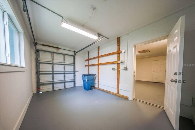 Building Photo - 11584 SE 175th St
