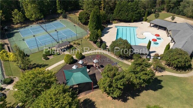 Building Photo - 5075 Rialto Way