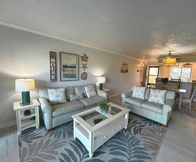 Building Photo - AVAILABLE MAY 4! Experience Resort Living at La Puerta del Sol: Stunning Golf Course Views, Moder...