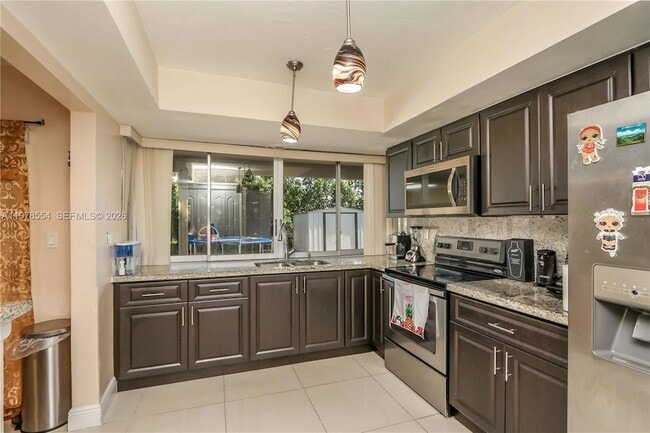 Building Photo - 7769 Biltmore Blvd