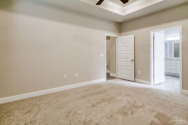 Building Photo - 10880 Deer Run Blvd