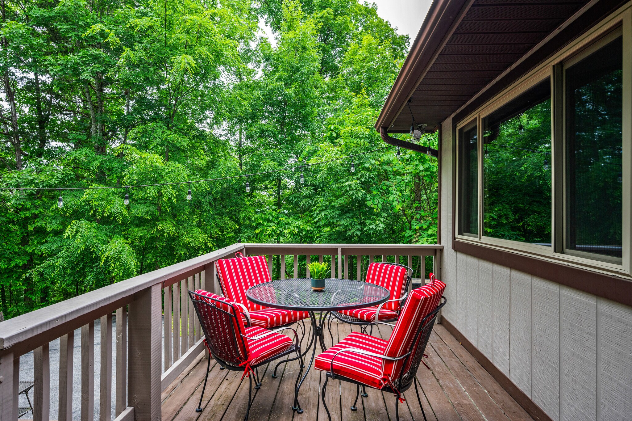 Building Photo - 930 Hideaway Hills Cir