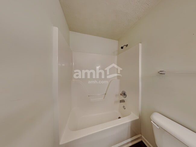 Building Photo - 1238 Dalmally Dr