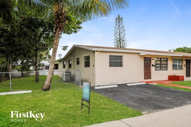 Building Photo - 3453 NW 191st St