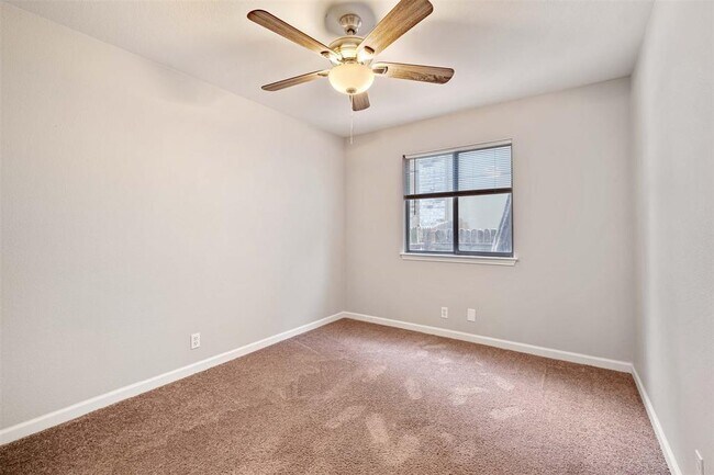 Building Photo - 21216 Derby Day Ave