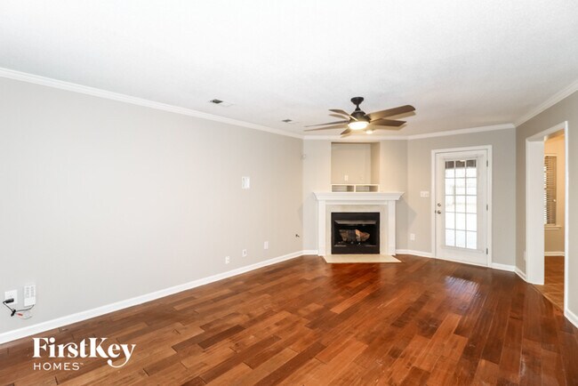 Building Photo - 11595 Millwind Dr