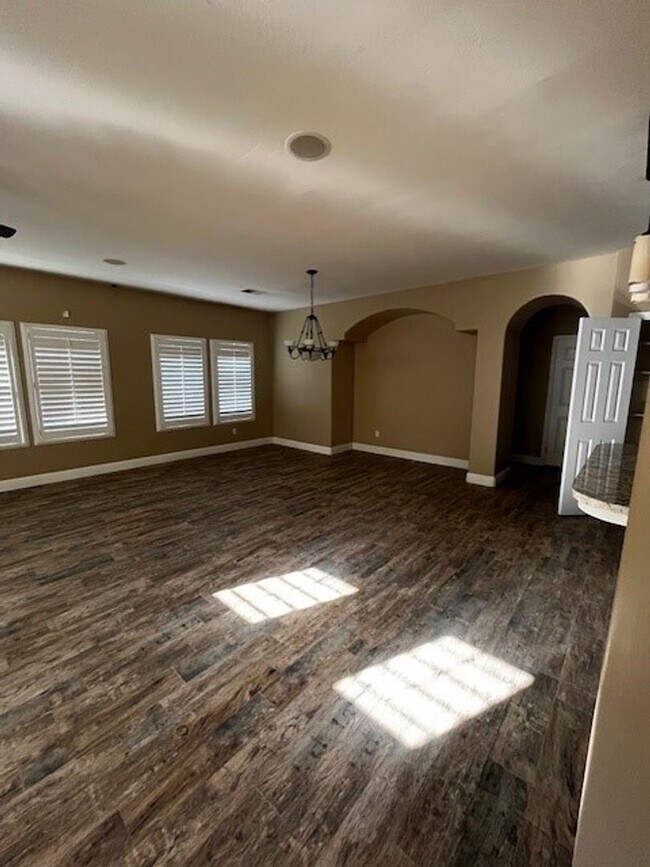 Building Photo - 8701 Maggiore Ln