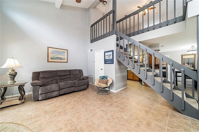 Building Photo - 12755 Mill Ridge Dr