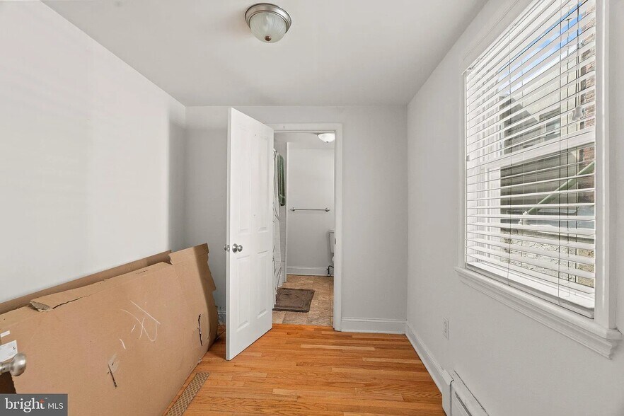 Building Photo - 822 Fitzwater St