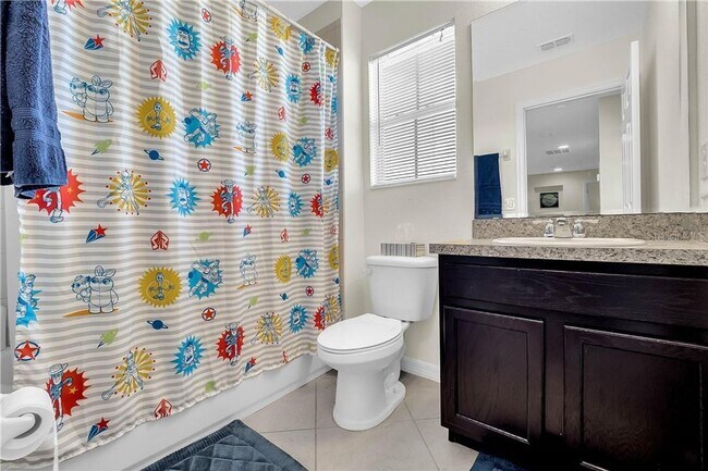 Building Photo - MOVE IN SPECIAL!!! Half A  MONTHS RENT!!!!...