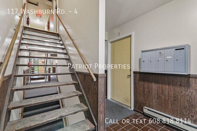 Building Photo - 117 Washburn Rd