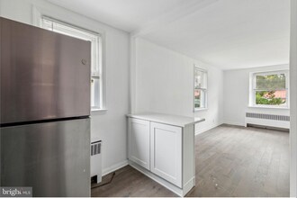 Building Photo - 2307 Haverford Rd