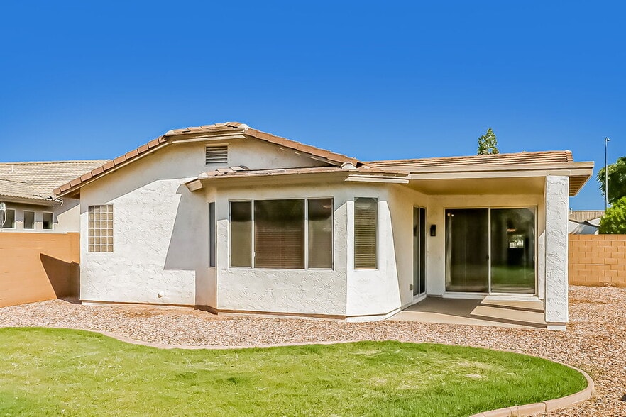 Building Photo - 7313 W Ellis St