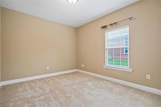 Building Photo - 3931 Branford Ct