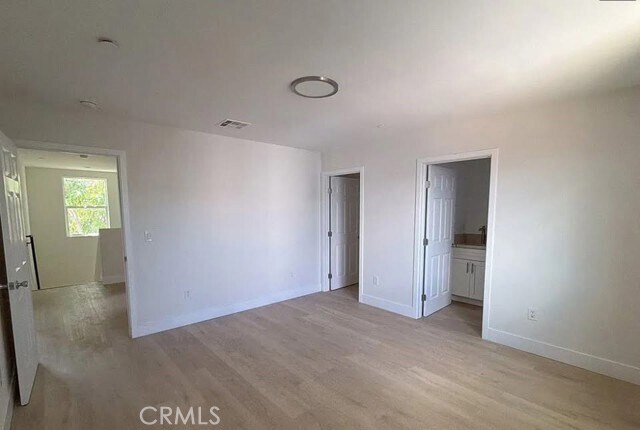 Building Photo - 645 W 97th St