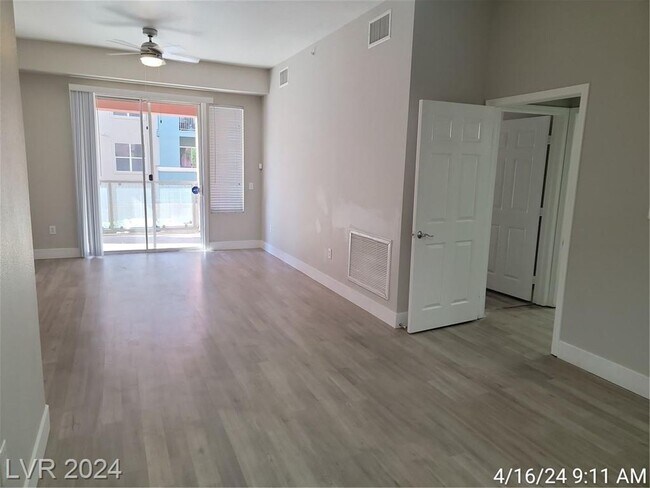 Building Photo - FABULOUS 2 BED, 2 BATH PARK AVENUE CONDO