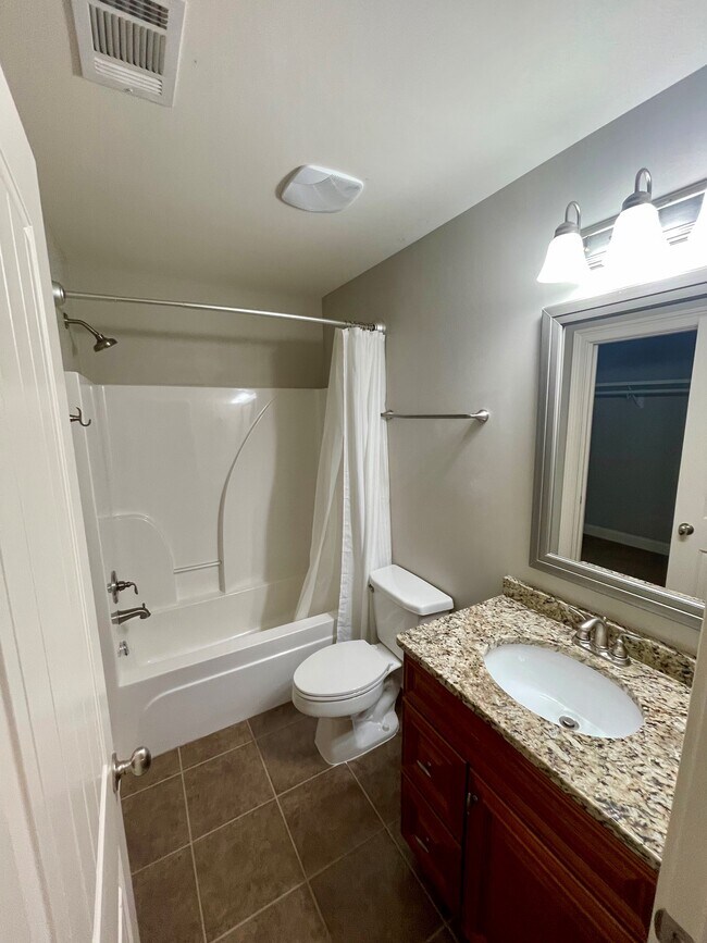 Building Photo - 90 Melison Dr