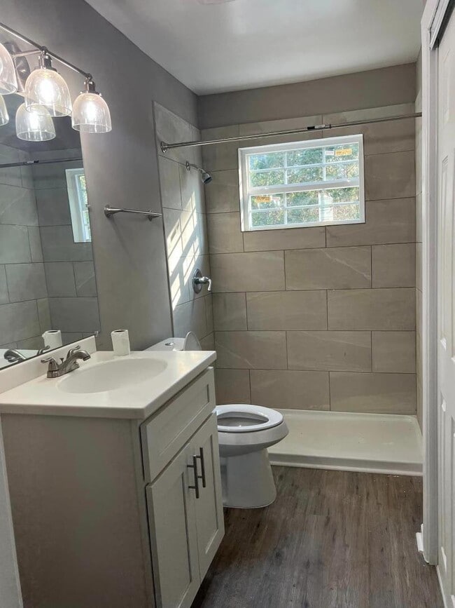 Building Photo - 130 Tucker Rd