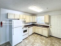 Building Photo - 2 Bob Cat Ct