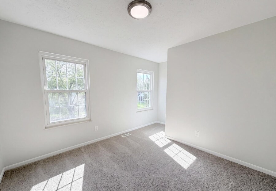 Building Photo - 1379 Gumbert Dr