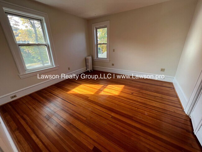 Building Photo - 1625 Westover Ave SW