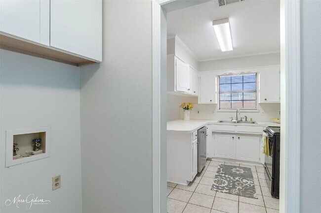 Building Photo - 2211 General York Cir