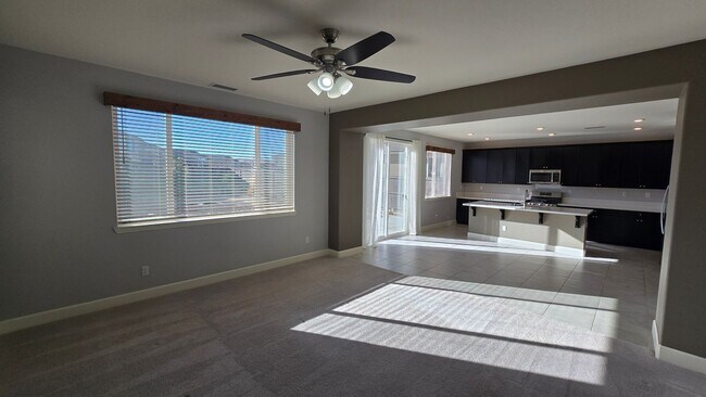 Building Photo - Beautiful two story Spanish springs home