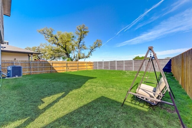 Building Photo - 109 Cupreata Ln