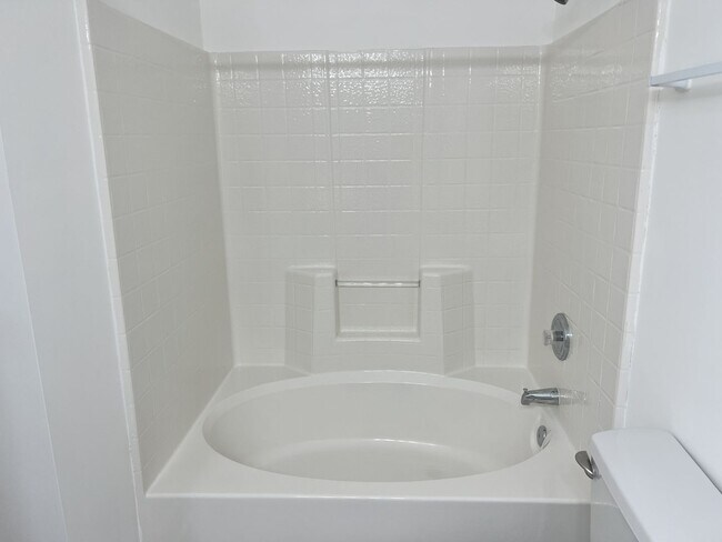 Building Photo - 3 BEDROOM, 1ST FLOOR CONDO IN CAROLINA FOREST!