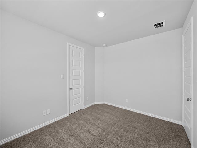 Building Photo - 3049 Elmwood St