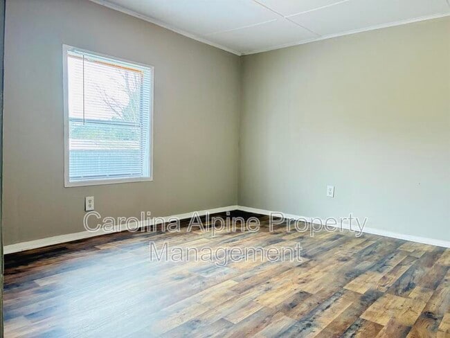 Building Photo - 3822 Towery Rd